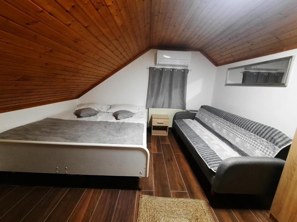 Gostisce Jezero Bed & Breakfast Медводе Екстериор снимка