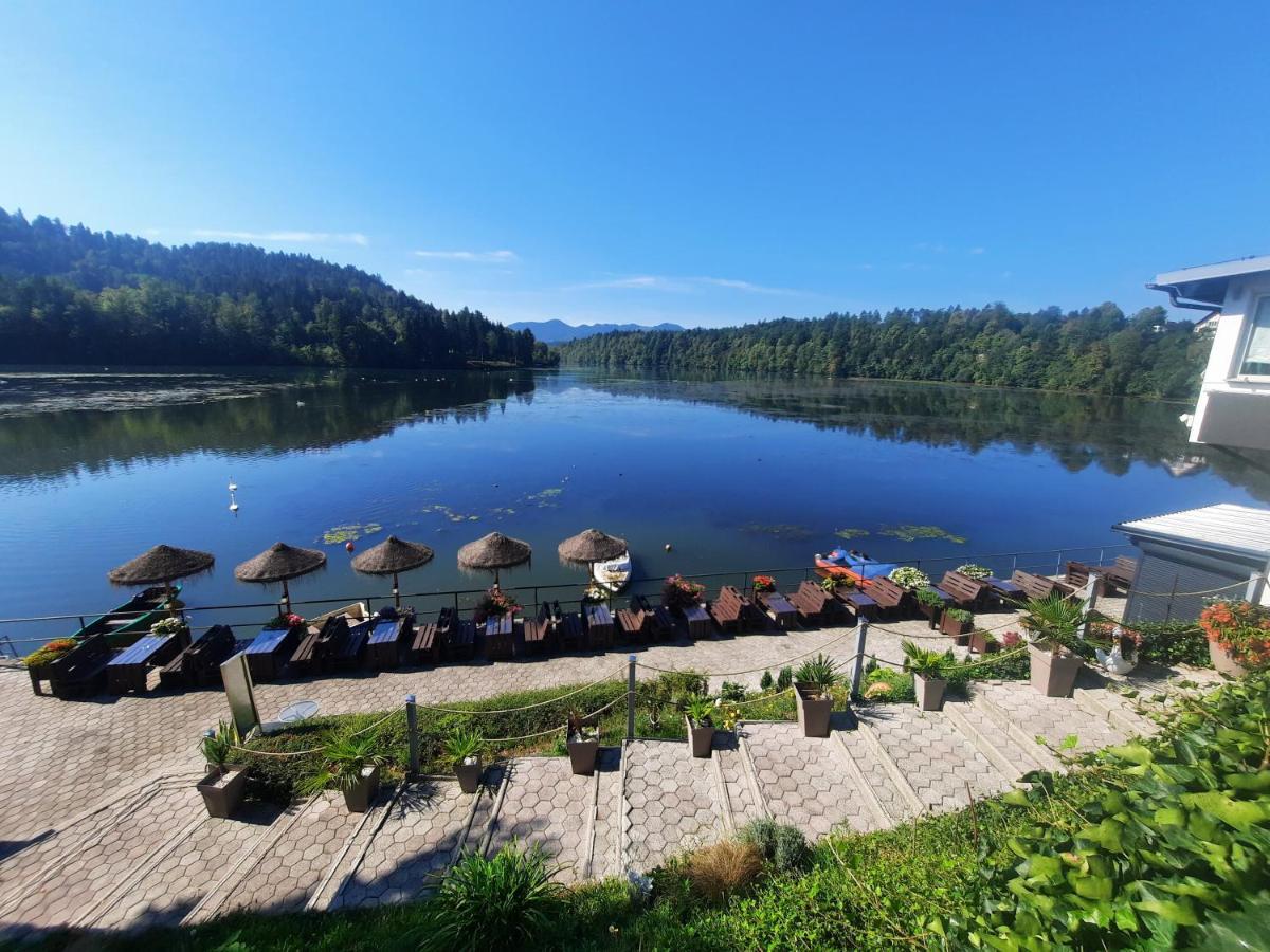 Gostisce Jezero Bed & Breakfast Медводе Екстериор снимка