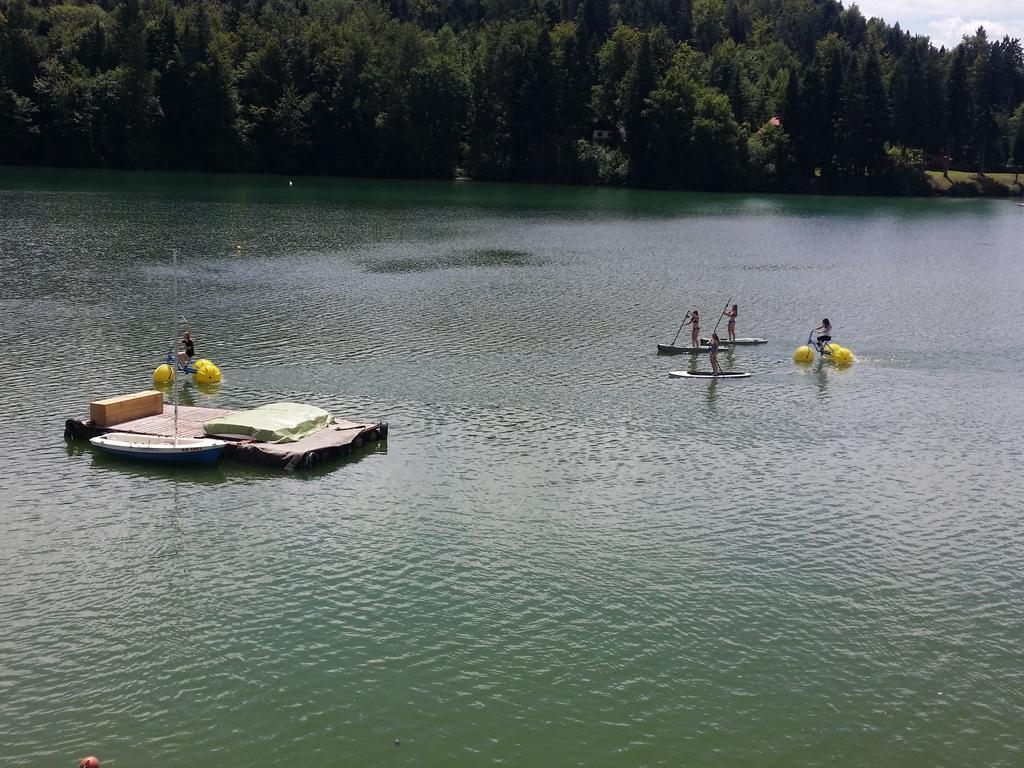 Gostisce Jezero Bed & Breakfast Медводе Екстериор снимка