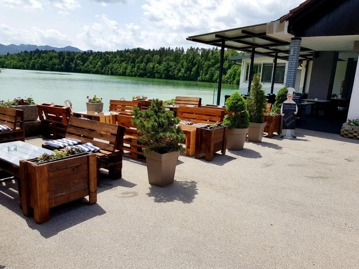 Gostisce Jezero Bed & Breakfast Медводе Екстериор снимка